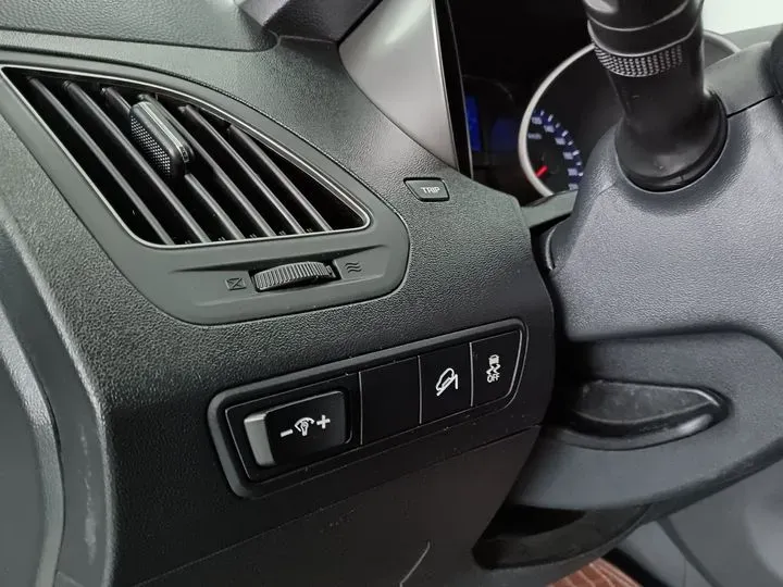 2015 Hyundai ix35 2.0L 160HP L4 6AT,autocango,china used car exporter,china ev exporter,chinese used car exporter,chinese used ev exporter