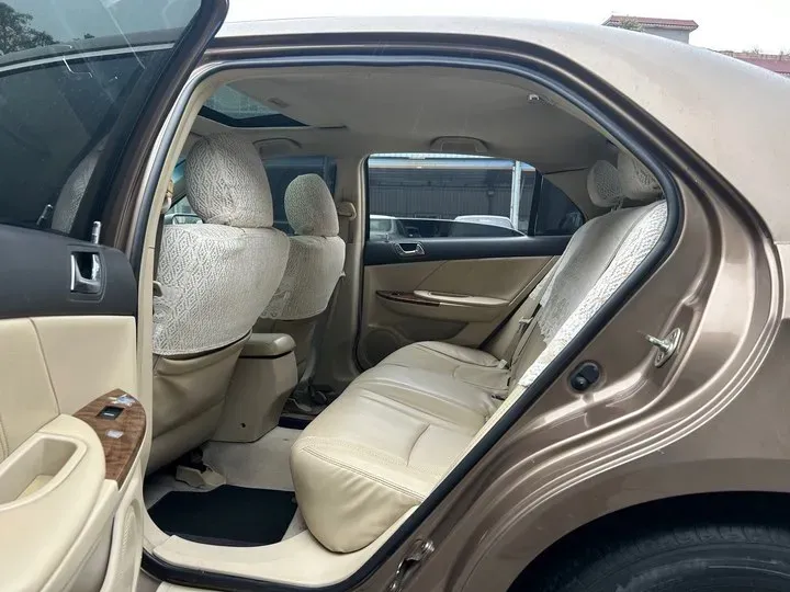 2012 BYD G6 2.0L 140HP L4 5MT,autocango,china used car exporter,china ev exporter,chinese used car exporter,chinese used ev exporter