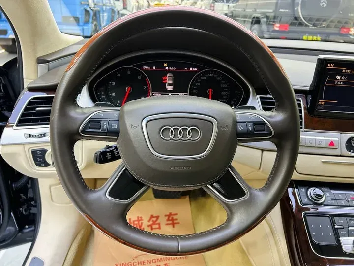 2013 Audi A8 6.3L 500HP W12 8AT,autocango,china used car exporter,china ev exporter,chinese used car exporter,chinese used ev exporter