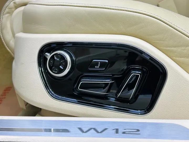 2013 Audi A8 6.3L 500HP W12 8AT,autocango,china used car exporter,china ev exporter,chinese used car exporter,chinese used ev exporter