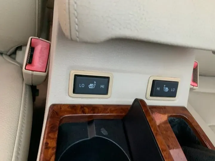 2012 GAC Trumpchi GA5 1.8L 144HP L4 5AT,autocango,china used car exporter,china ev exporter,chinese used car exporter,chinese used ev exporter