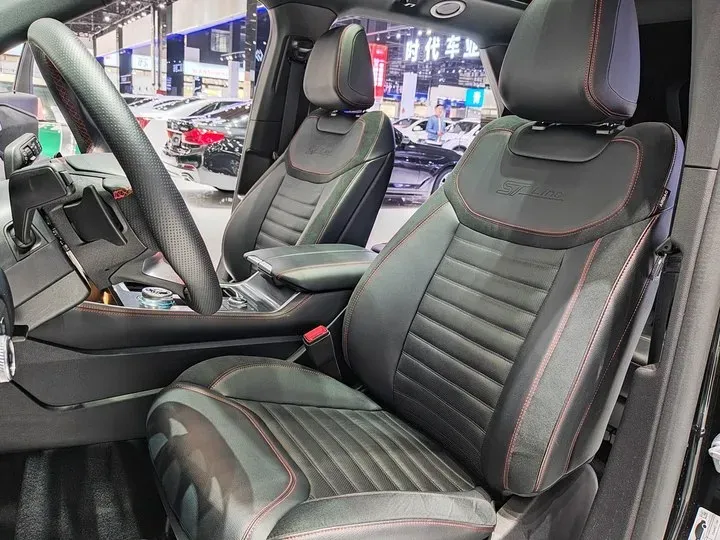 2023 Ford Explorer 2.3T 276HP L4 10AT,autocango,china used car exporter,china ev exporter,chinese used car exporter,chinese used ev exporter