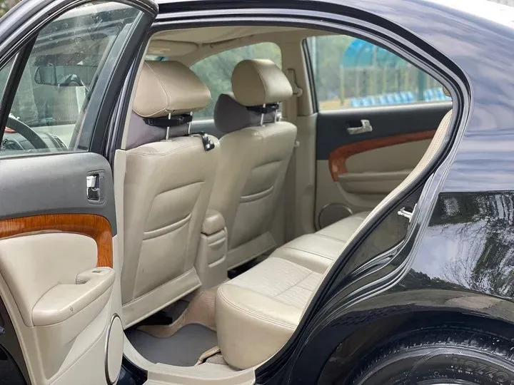 2013 Chevrolet Epica 1.8L 143HP L4 6AT,autocango,china used car exporter,china ev exporter,chinese used car exporter,chinese used ev exporter