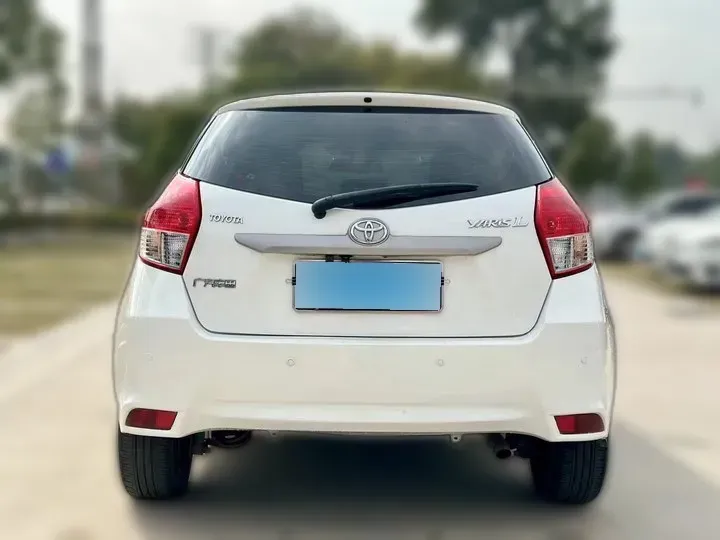 2016 Toyota Yaris L 1.5L 107HP L4 4AT,autocango,china used car exporter,china ev exporter,chinese used car exporter,chinese used ev exporter