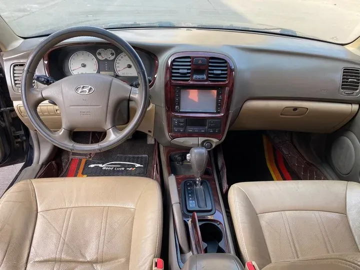 2009 Hyundai MoInca 2.0L 137HP L4 4AT,autocango,china used car exporter,china ev exporter,chinese used car exporter,chinese used ev exporter