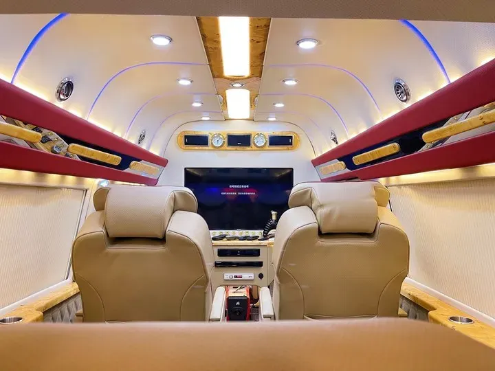 2011 Ford E350 5.4L 258HP V8 5AT,autocango,china used car exporter,china ev exporter,chinese used car exporter,chinese used ev exporter