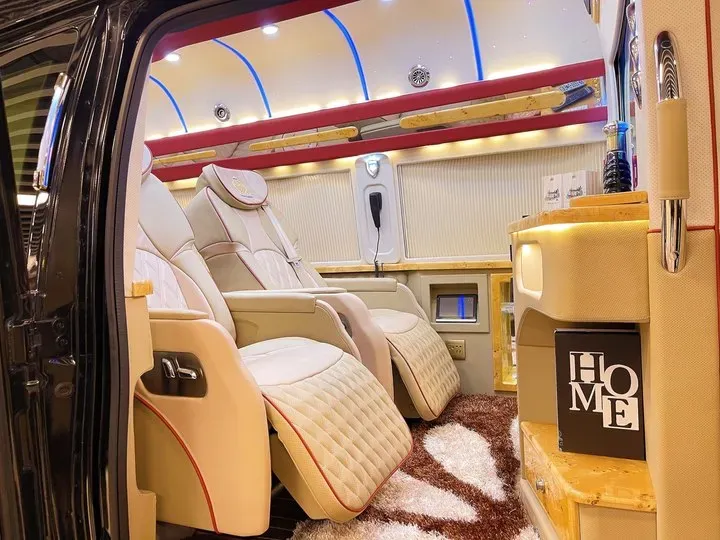 2011 Ford E350 5.4L 258HP V8 5AT,autocango,china used car exporter,china ev exporter,chinese used car exporter,chinese used ev exporter