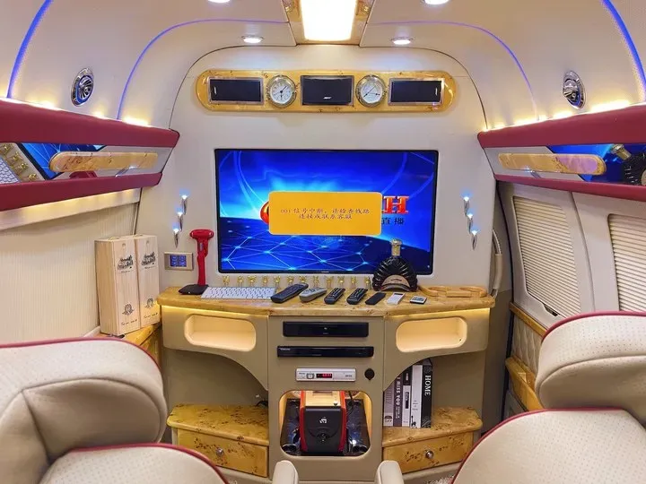 2011 Ford E350 5.4L 258HP V8 5AT,autocango,china used car exporter,china ev exporter,chinese used car exporter,chinese used ev exporter