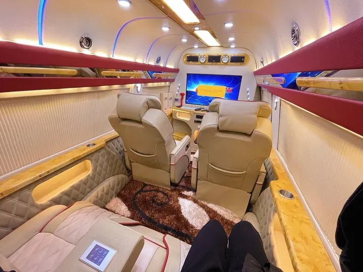 2011 Ford E350 5.4L 258HP V8 5AT,autocango,china used car exporter,china ev exporter,chinese used car exporter,chinese used ev exporter