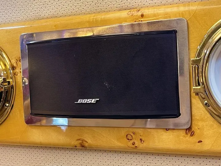 2011 Ford E350 5.4L 258HP V8 5AT,autocango,china used car exporter,china ev exporter,chinese used car exporter,chinese used ev exporter