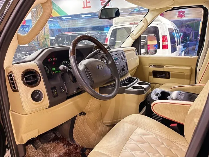 2011 Ford E350 5.4L 258HP V8 5AT,autocango,china used car exporter,china ev exporter,chinese used car exporter,chinese used ev exporter