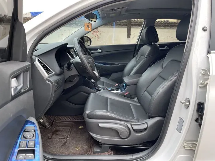 2015 Hyundai Tucson 1.6T 177HP L4 7DCT,autocango,china used car exporter,china ev exporter,chinese used car exporter,chinese used ev exporter