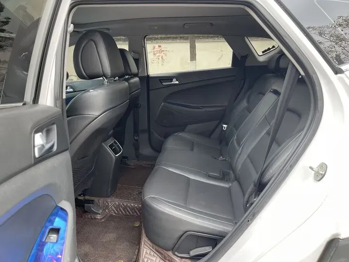 2015 Hyundai Tucson 1.6T 177HP L4 7DCT,autocango,china used car exporter,china ev exporter,chinese used car exporter,chinese used ev exporter