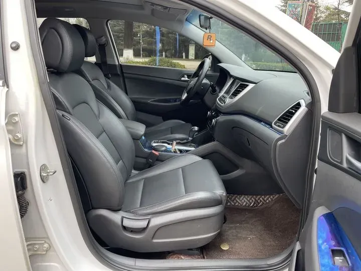 2015 Hyundai Tucson 1.6T 177HP L4 7DCT,autocango,china used car exporter,china ev exporter,chinese used car exporter,chinese used ev exporter