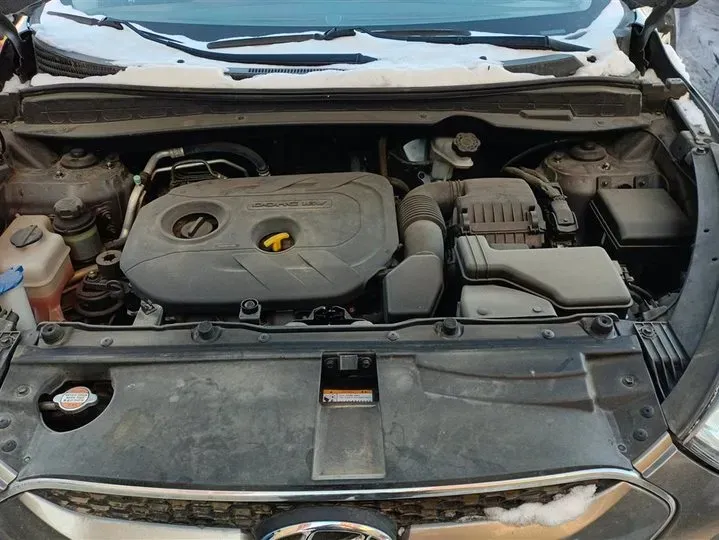 2013 Hyundai ix35 2.0L 165HP L4 6AT,autocango,china used car exporter,china ev exporter,chinese used car exporter,chinese used ev exporter