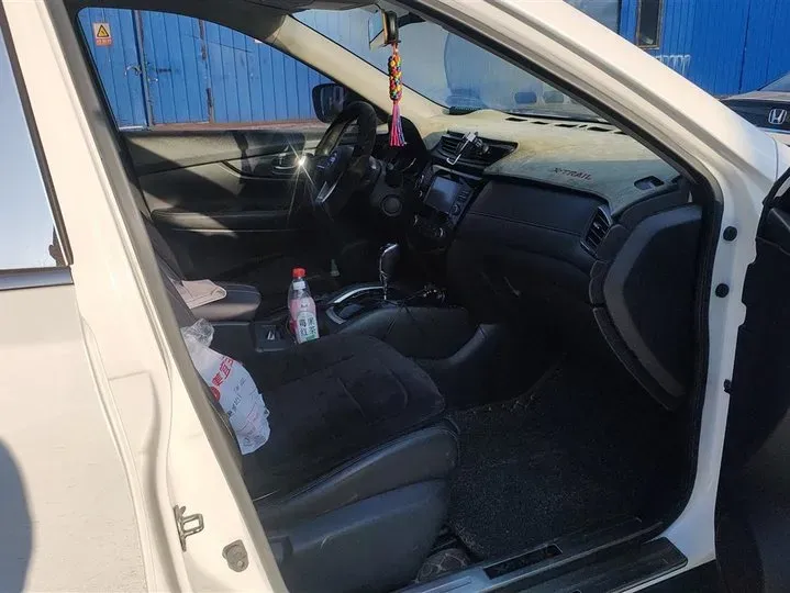 2017 Nissan X-Trail 2.0L 150HP L4 CVT,autocango,china used car exporter,china ev exporter,chinese used car exporter,chinese used ev exporter