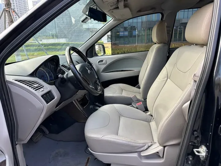 2011 Mitsubishi Zinger 2.0L 170HP L4 4AT,autocango,china used car exporter,china ev exporter,chinese used car exporter,chinese used ev exporter