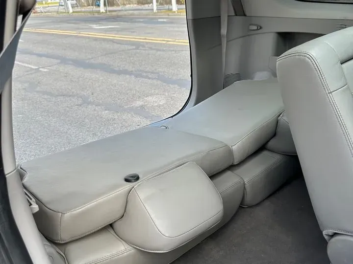 2011 Mitsubishi Zinger 2.0L 170HP L4 4AT,autocango,china used car exporter,china ev exporter,chinese used car exporter,chinese used ev exporter