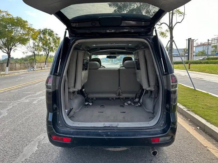 2011 Mitsubishi Zinger 2.0L 170HP L4 4AT,autocango,china used car exporter,china ev exporter,chinese used car exporter,chinese used ev exporter