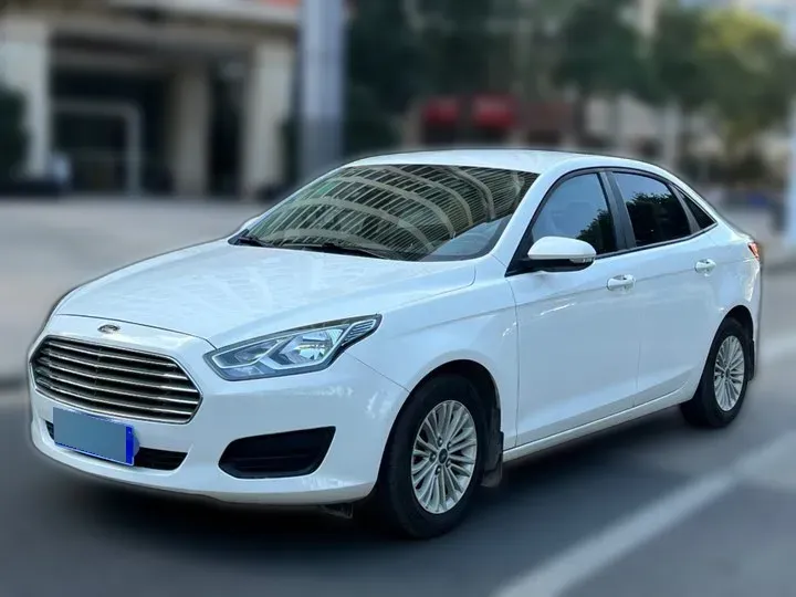 2017 Ford Escort 1.5L 113HP L4 6AT,autocango,china used car exporter,china ev exporter,chinese used car exporter,chinese used ev exporter