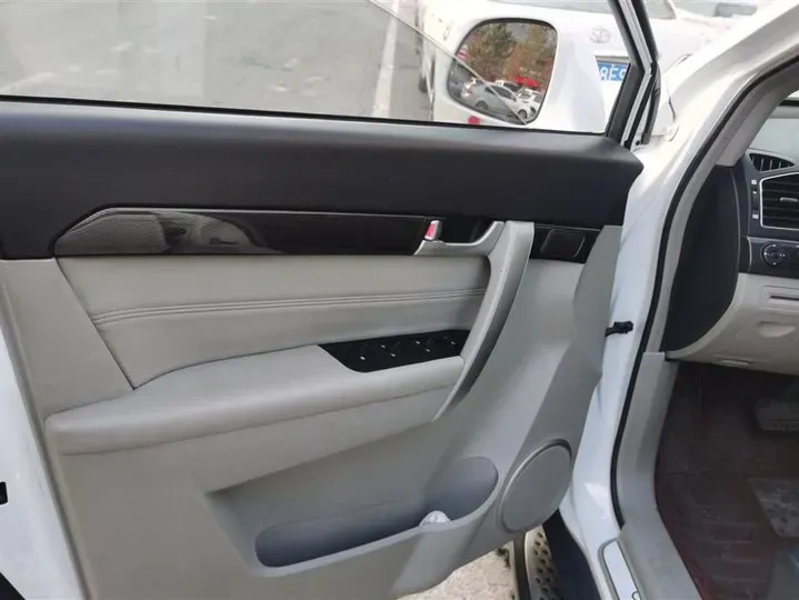 2014 Chevrolet Captiva 2.4L 167HP L4 6AT,autocango,china used car exporter,china ev exporter,chinese used car exporter,chinese used ev exporter