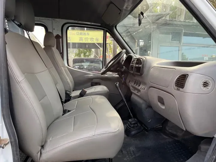 2015 Ford Classic Transit 2.8T 108HP L4 5MT,autocango,china used car exporter,china ev exporter,chinese used car exporter,chinese used ev exporter