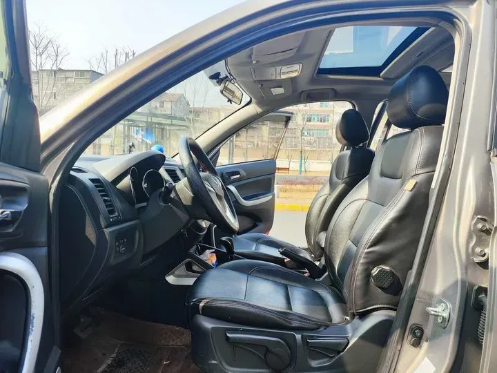 2015 ChangAn CS35 1.6L 125HP L4 4AT,autocango,china used car exporter,china ev exporter,chinese used car exporter,chinese used ev exporter