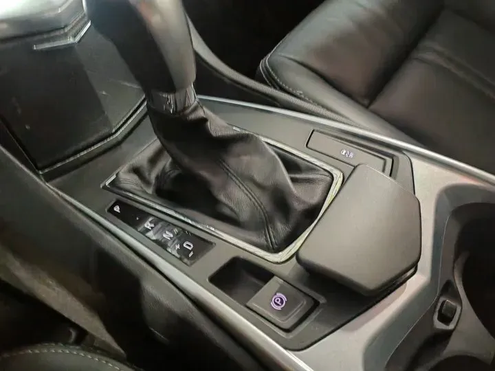 2012 Cadillac SRX 3.0L 271HP V6 6AT,autocango,china used car exporter,china ev exporter,chinese used car exporter,chinese used ev exporter