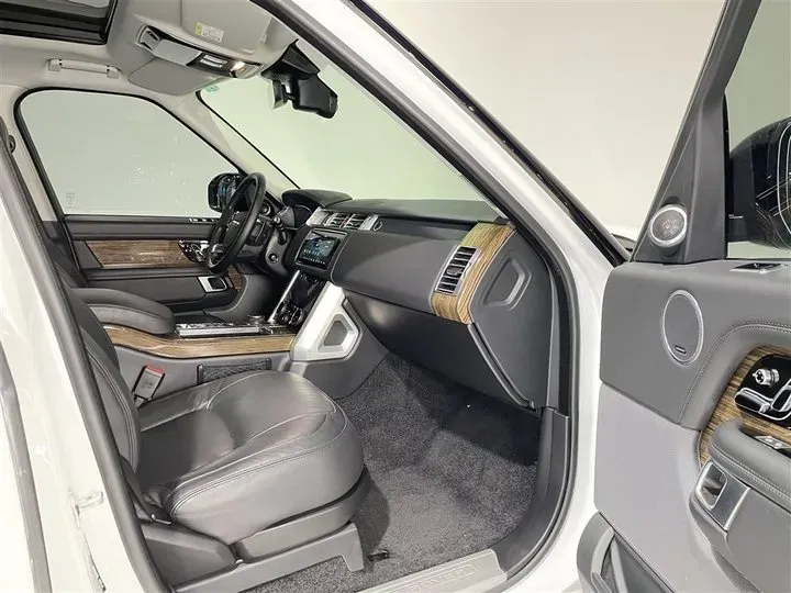 2020 Mansory Range Rover 3.0T 400HP L6 8AT,autocango,china used car exporter,china ev exporter,chinese used car exporter,chinese used ev exporter