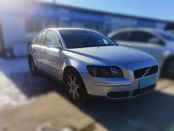 2006 Volvo S40 2.4L 170HP L5 5AT,autocango,china used car exporter,china ev exporter,chinese used car exporter,chinese used ev exporter