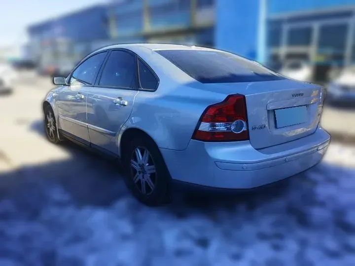 2006 Volvo S40 2.4L 170HP L5 5AT,autocango,china used car exporter,china ev exporter,chinese used car exporter,chinese used ev exporter