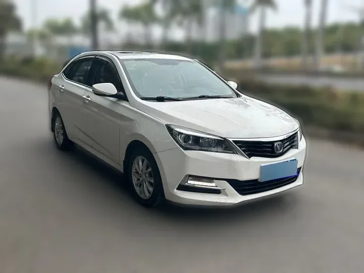 2016 ChangAn Alsvin V7 1.6L 124HP L4 5MT,autocango,china used car exporter,china ev exporter,chinese used car exporter,chinese used ev exporter