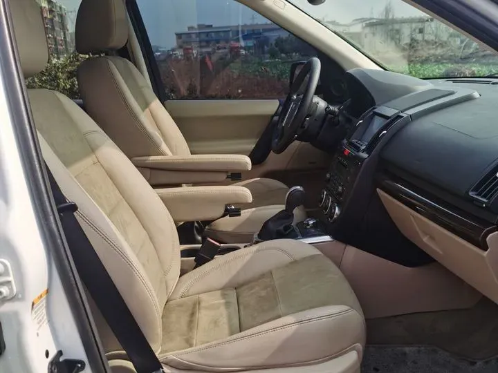 2012 Land Rover Freelander 2 2.0T 240HP L4 6AT,autocango,china used car exporter,china ev exporter,chinese used car exporter,chinese used ev exporter