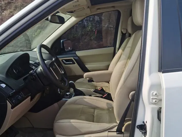 2012 Land Rover Freelander 2 2.0T 240HP L4 6AT,autocango,china used car exporter,china ev exporter,chinese used car exporter,chinese used ev exporter