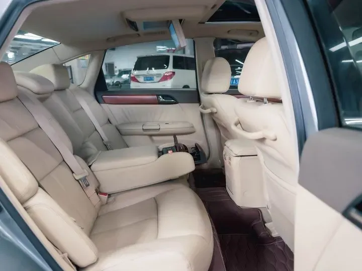 2007 Nissan Fuga 3.5L 280HP V6 5AT,autocango,china used car exporter,china ev exporter,chinese used car exporter,chinese used ev exporter