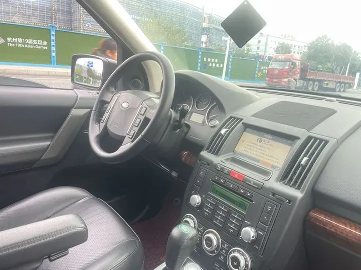 2009 Land Rover Freelander 2 3.2L 233HP L6 6AT,autocango,china used car exporter,china ev exporter,chinese used car exporter,chinese used ev exporter