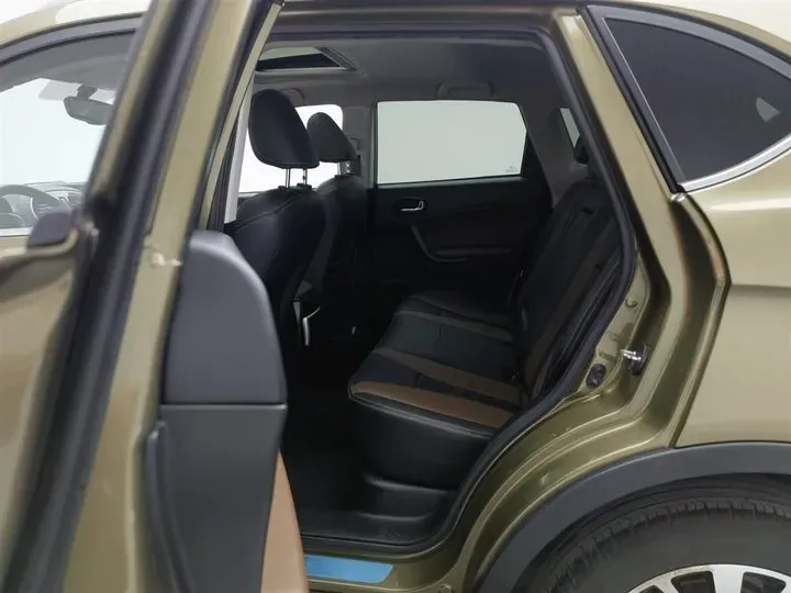 2015 GAC Trumpchi GS5 Super 2.0L 147HP L4 5AT,autocango,china used car exporter,china ev exporter,chinese used car exporter,chinese used ev exporter