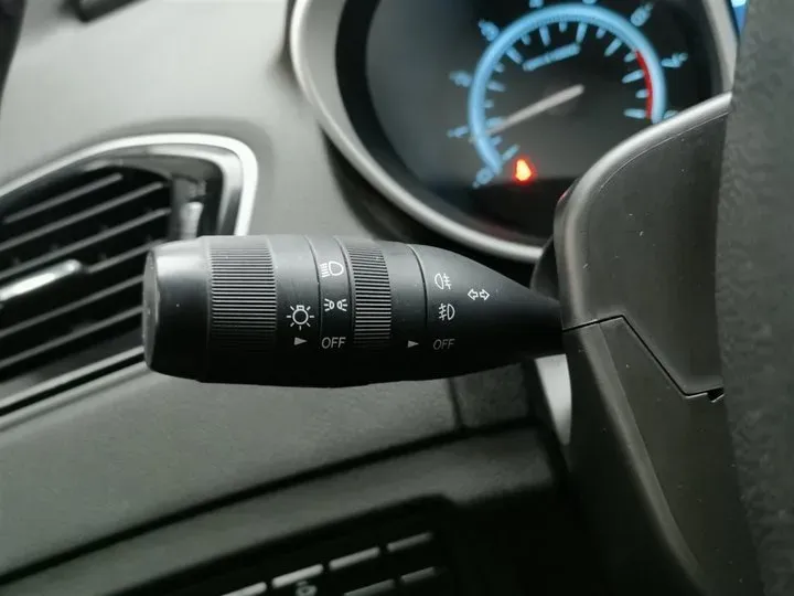 2015 GAC Trumpchi GS5 Super 2.0L 147HP L4 5AT,autocango,china used car exporter,china ev exporter,chinese used car exporter,chinese used ev exporter