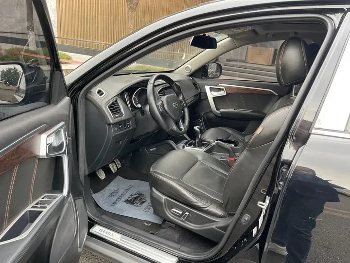 2016 Geely HaoQing SUV 2.4L 162HP L4 5MT,autocango,china used car exporter,china ev exporter,chinese used car exporter,chinese used ev exporter