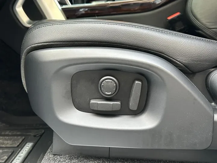 2020 Mansory Range Rover 3.0T 400HP L6 8AT,autocango,china used car exporter,china ev exporter,chinese used car exporter,chinese used ev exporter