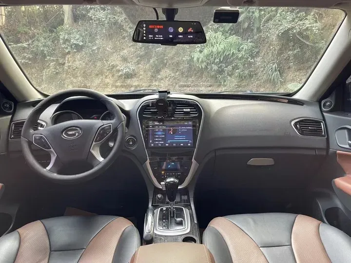 2015 GAC Trumpchi GS5 Super 2.0L 147HP L4 5AT,autocango,china used car exporter,china ev exporter,chinese used car exporter,chinese used ev exporter