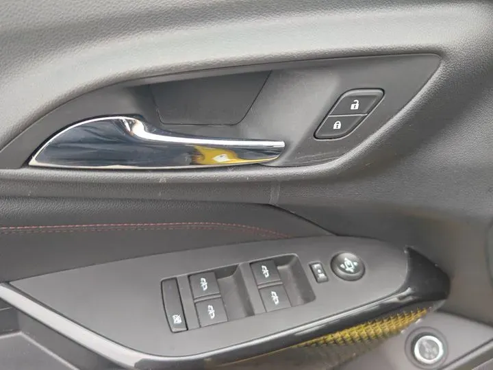 2022 Chevrolet Seeker 1.5T 184HP L4 CVT,autocango,china used car exporter,china ev exporter,chinese used car exporter,chinese used ev exporter