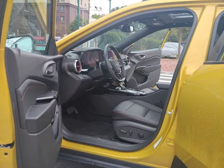 2022 Chevrolet Seeker 1.5T 184HP L4 CVT,autocango,china used car exporter,china ev exporter,chinese used car exporter,chinese used ev exporter