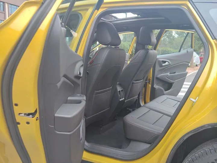 2022 Chevrolet Seeker 1.5T 184HP L4 CVT,autocango,china used car exporter,china ev exporter,chinese used car exporter,chinese used ev exporter