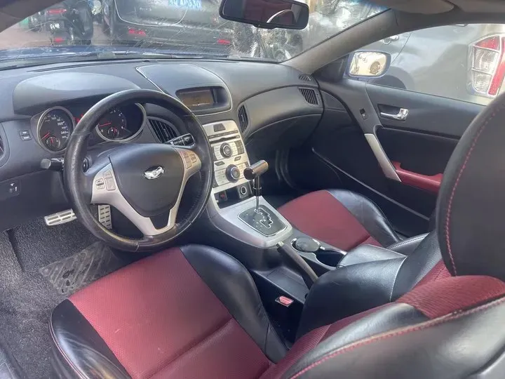 2009 Hyundai Rohens-Coupe 2.0T 210HP L4 5AT,autocango,china used car exporter,china ev exporter,chinese used car exporter,chinese used ev exporter