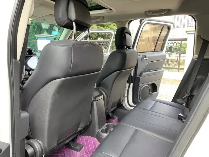 2012 Jeep Patriot 2.4L 170HP L4 CVT,autocango,china used car exporter,china ev exporter,chinese used car exporter,chinese used ev exporter