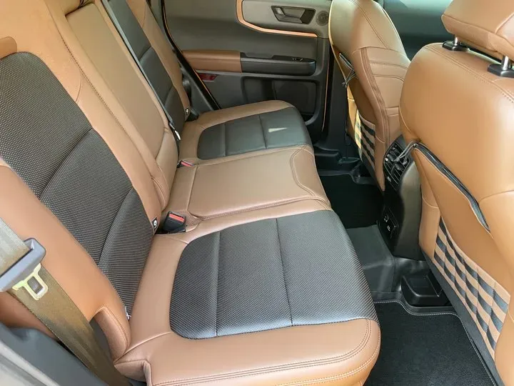 2021 YaSheng V-Class 2.0T 211HP L4 9AT,autocango,china used car exporter,china ev exporter,chinese used car exporter,chinese used ev exporter