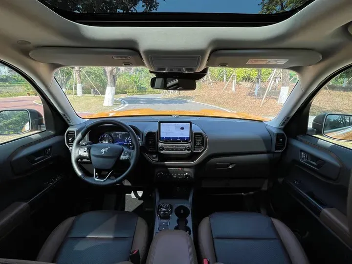 2021 YaSheng V-Class 2.0T 211HP L4 9AT,autocango,china used car exporter,china ev exporter,chinese used car exporter,chinese used ev exporter