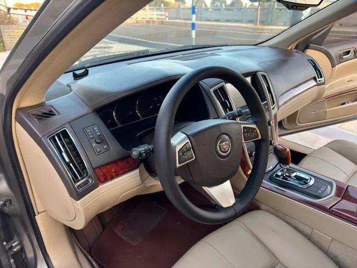 2010 Cadillac SLS 3.0L 272HP V6 6AT,autocango,china used car exporter,china ev exporter,chinese used car exporter,chinese used ev exporter