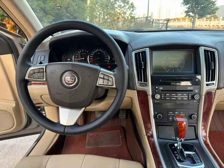 2010 Cadillac SLS 3.0L 272HP V6 6AT,autocango,china used car exporter,china ev exporter,chinese used car exporter,chinese used ev exporter